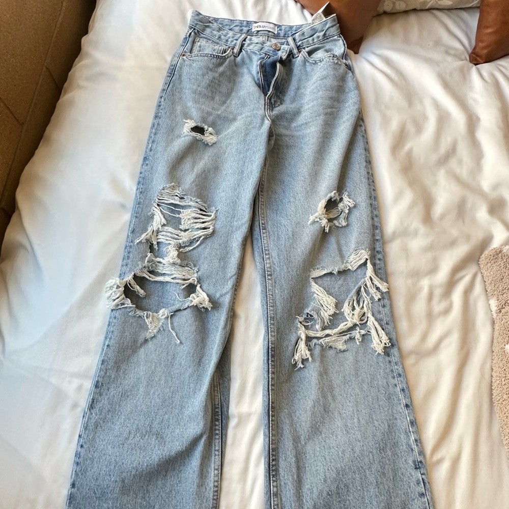 Zara Women’s Wide Leg Jeans
